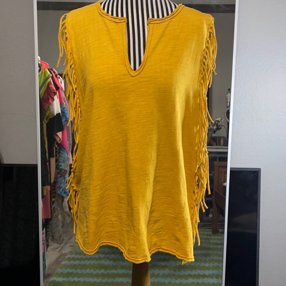 Cousin Earl frindge shirt